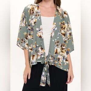 NWT West Kei Costello Green Floral Tie Front Kimono Size XL